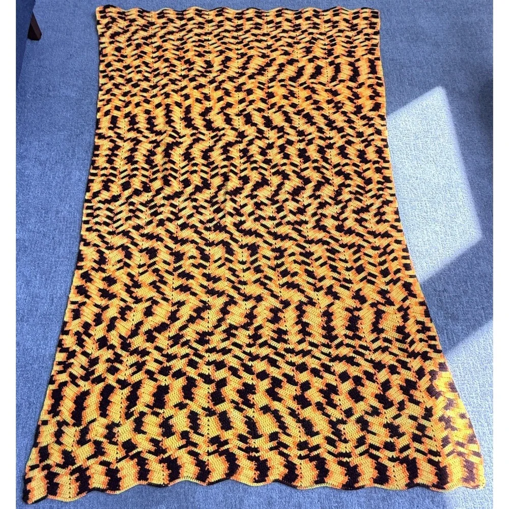 Handmade Unisex Afghan Vintage‎ Ripple Crochet 60x84 Orange Yellow Brown Throw